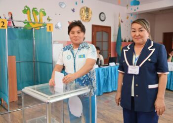 ШЫМКЕНТ ЖАСТАРЫ РЕФЕРЕНДУМҒА ОРАЙ ҰЙЫМДАСТЫРЫЛҒАН «БІЗ ӨРКЕНДЕГЕН ЕЛ ҮШІН» АКЦИЯСЫНА ҚАТЫСТЫ