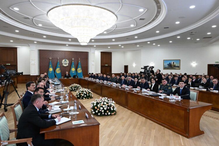 Мемлекеттік аппарат шығыстары 410 млрд теңгеге қысқартылды