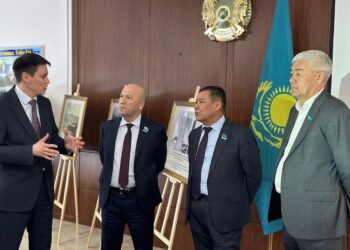 ТҮРКІСТАН ОБЛЫСЫ «АҚПАРАТ ЖӘНЕ БАЙЛАНЫС» САЛАСЫ БОЙЫНША ЕЛІМІЗДЕ КӨШ БАСТАП ТҰР