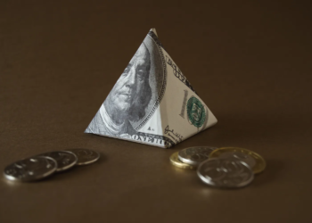 Қаржылық пирамида ғұмырының кезеңдері