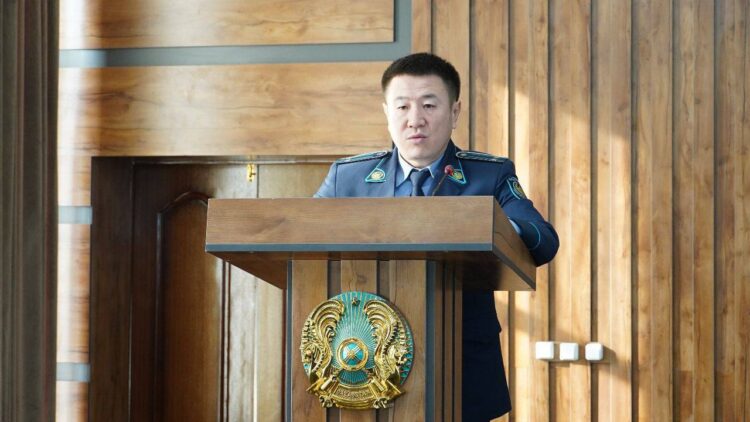 Қазығұрт ауданының бас полицейі халыққа есеп берді