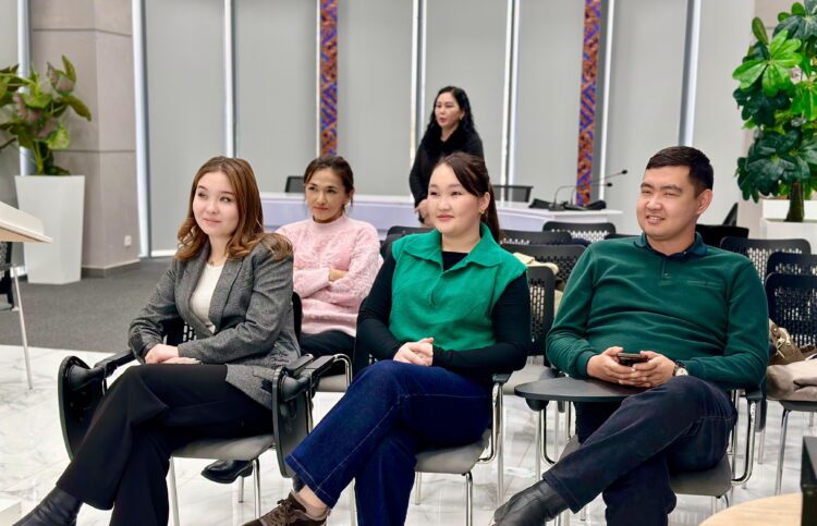 ТҮРКІСТАН ОБЛЫСЫНДА 1400-ДЕН АСТАМ БАЛАБАҚША САНИТАРЛЫҚ БАҚЫЛАУДАН ӨТКЕН