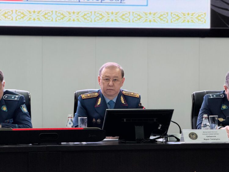 Генерал Мұрат Қабденов: “Әр күні жұмыстан қайтқанда өзіңізге баға беріңіз!”