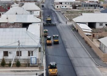 ТҮРКІСТАНДА ЖОЛ ҚҰРЫЛЫС ЖҰМЫСТАРЫ ҚАРҚЫНДЫ ЖАЛҒАСУДА