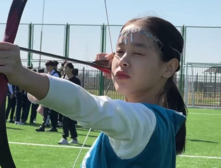 ТҮРКІСТАНДЫҚ ОҚУШЫЛАР ҮЗІЛІС КЕЗІНДЕ ҰЛТТЫҚ СПОРТ ТҮРЛЕРІМЕН АЙНАЛЫСАДЫ