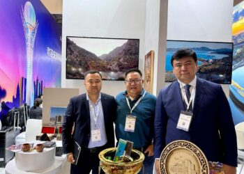 ТҮРКІСТАНДЫҚТАР ШАНХАЙДАН ТУРИСТІК КЕҢСЕ АШТЫ