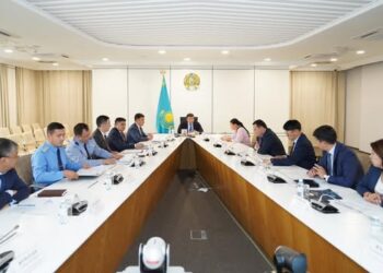 НҰРАЛХАН КӨШЕРОВ ЖЕКЕ ҚАБЫЛДАУДА ТҰРҒЫНДАРДЫ АЛАҢДАТҚАН МӘСЕЛЕЛЕРДІ ТЫҢДАДЫ