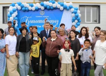 ТҮРКІСТАН: ТҮЛКІБАСТА 48 ОТБАСЫҒА ЖАҢА ПӘТЕР КІЛТТЕРІ ТАБЫСТАЛДЫ