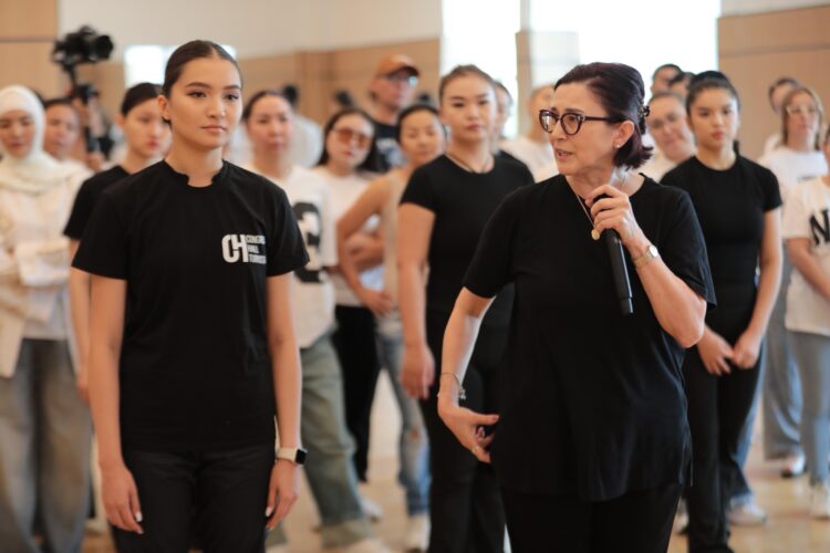 ТҮРКІСТАНДА «САЛТАНАТ» МЕМЛЕКЕТТІК БИ АНСАМБЛІНІҢ ШЕБЕРЛІК САҒАТЫ ӨТТІ