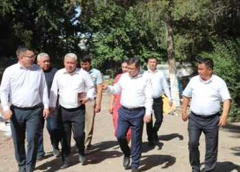 ТҮРКІСТАН: ӘЛЕУМЕТТІК НЫСАНДАР БАҚЫЛАНЫП, ТҰРҒЫНДАРМЕН КЕЗДЕСУ ӨТТІ