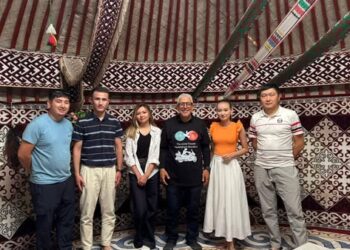 67 ЖАСТАҒЫ МАРОККОЛЫҚ САЯХАТШЫ МОТОЦИКЛМЕН БІРНЕШЕ ЕЛДІ АРАЛАП, ТҮРКІСТАНҒА ЖЕТТІ