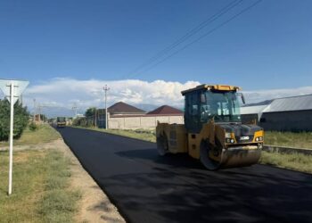 ТҮРКІСТАН: БИЫЛ ТҮЛКІБАСТА «АУЫЛ – ЕЛ БЕСІГІ» БАҒДАРЛАМАСЫ АЯСЫНДА 18 КӨШЕГЕ ЖӨНДЕУ ЖҰМЫСТАРЫ ЖҮРГІЗІЛЕДІ