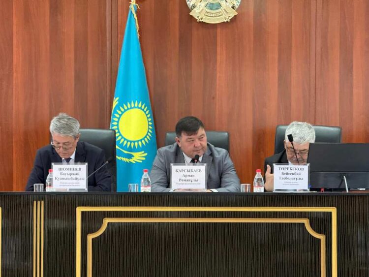 ШАРДАРА: КӘМЕЛЕТКЕ ТОЛМАҒАНДАР АРАСЫНДАҒЫ ҚҰҚЫҚ БҰЗУШЫЛЫҚТЫҢ АЛДЫН АЛУ МӘСЕЛЕСІ ТАЛҚЫЛАНДЫ