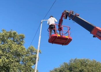 ТҮРКІСТАН: САЙРАМДА ЭЛЕКТР ЖЕЛІЛЕРІ ЖАҢАРТЫЛУДА