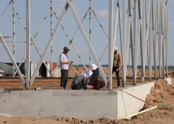 ТҮРКІСТАН: САРЫАҒАШТА ӨНДІРІСТІК ПАРК ҚҰРЫЛЫСЫ ҚАРҚЫНДЫ ЖҮРІП ЖАТЫР