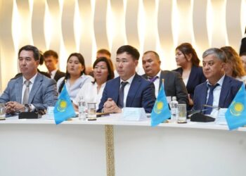 ТҮРКІСТАНДА ЗАҢ МЕН ҚҰҚЫҚ САЛАСЫНДАҒЫ ЖЕТІСТІКТЕР САРАЛАНҒАН ЖИЫН ӨТТІ
