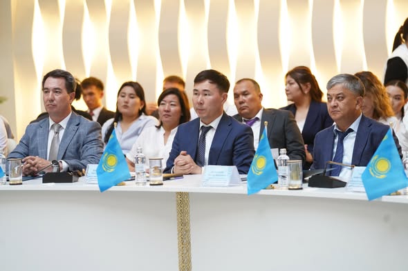 ТҮРКІСТАНДА ЗАҢ МЕН ҚҰҚЫҚ САЛАСЫНДАҒЫ ЖЕТІСТІКТЕР САРАЛАНҒАН ЖИЫН ӨТТІ