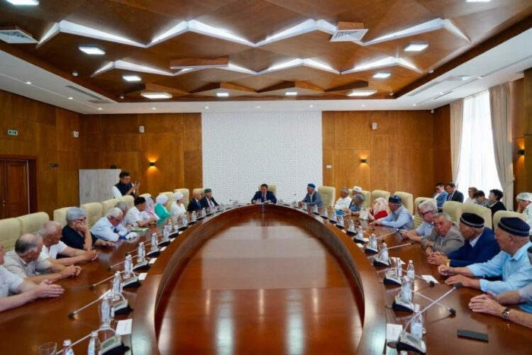 ТҮРКІСТАНДА АРДАГЕРЛЕР ЖӘНЕ ЗИЯЛЫ ҚАУЫМ ӨКІЛДЕРІМЕН КЕЛЕЛІ КЕҢЕС ӨТТІ