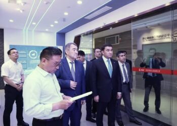 ТҮРКІСТАН ОБЛЫСЫ МЕН SINOPEC КОМПАНИЯСЫ СТРАТЕГИЯЛЫҚ ӘРІПТЕСТІКТІҢ ЖАҢА КЕЗЕҢІН БАСТАДЫ