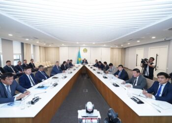 ТҮРКІСТАН ОБЛЫСЫНДА ҚАҒАЗ, МАҚТА ӨНІМДЕРІН ШЫҒАРАТЫН ЗАУЫТТАР САЛЫНЫП ЖАТЫР